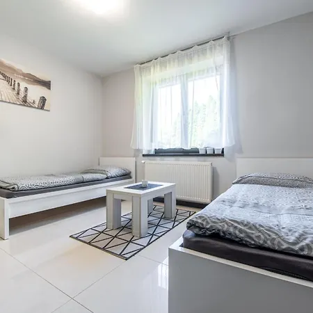 カントリーハウス Chillgarden